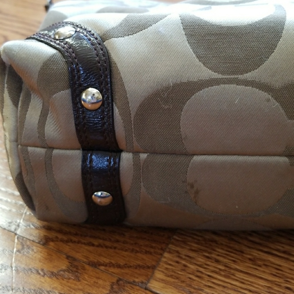 Tan and brown Coach purse - Picture 3 of 7